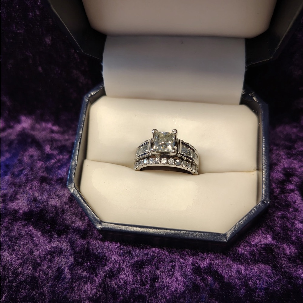 Princess cut natural mined diamond engagement ring - 2.75ctw - Picture 5 of 7